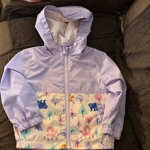 Three light sweaters perfect for spring